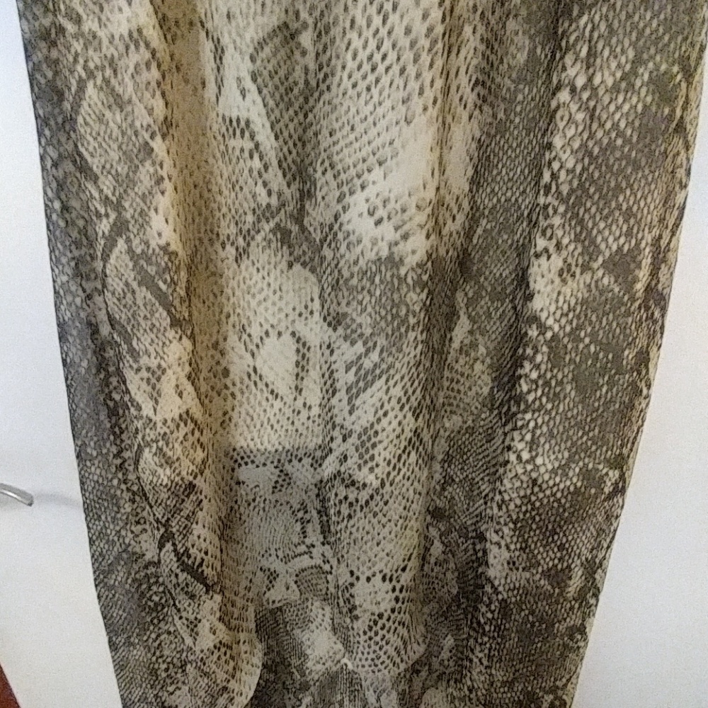 J. Taylor dress - Picture 5 of 6